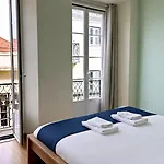 Charming Flat In Chiado-lisbon
