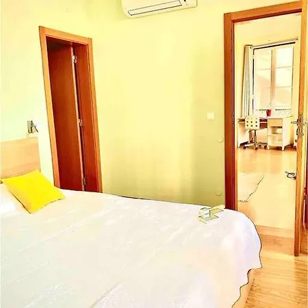 Апартаменты Charming Flat In Chiado-lisbon *
