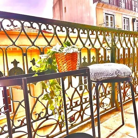 Charming Flat In Chiado-lisbon Апартаменты Лиссабон