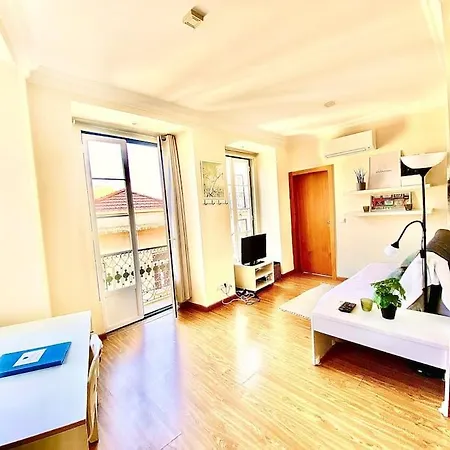 Charming Flat In Chiado-lisbon Apartment Lisbon