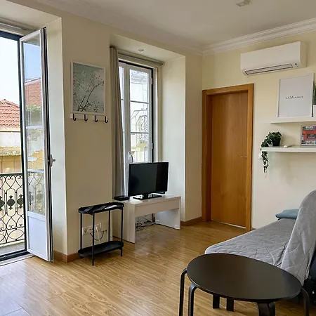 Apartament Charming Flat In Chiado-lisbon
