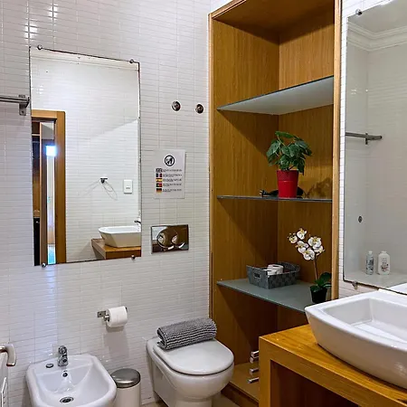 Charming Flat In Chiado-lisbon Apartament *
