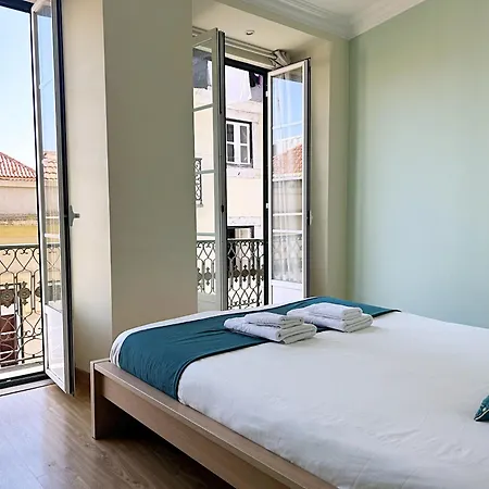 Apartment Charming Flat In Chiado-lisbon